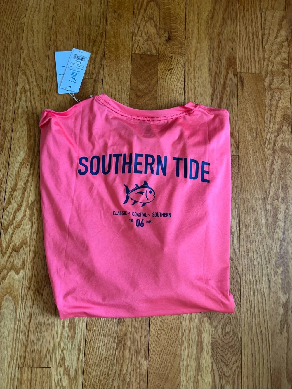 Southern Tide Sunset Coral Performance Tee - Picture 2 of 3